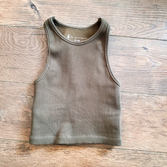 Free People Tops - Free people movement cropped tank